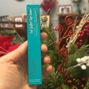 Thrive Lip Fuller Lip Liner in Maujon